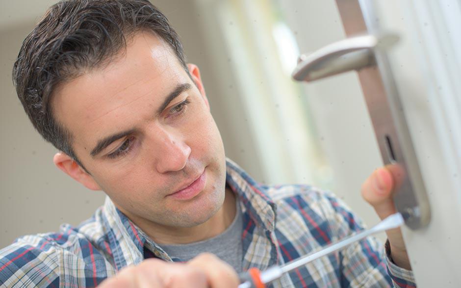 combien coute un serrurier Stains